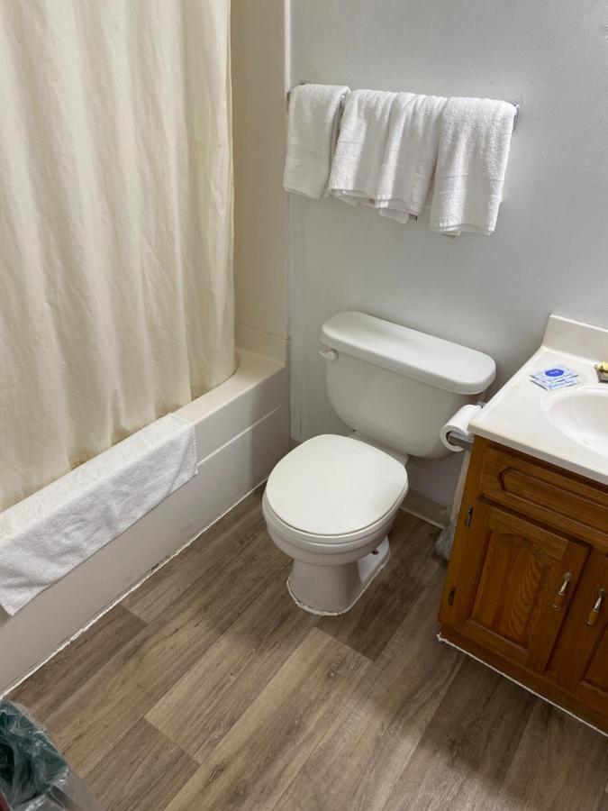 Royal Inn Albany Екстер'єр фото