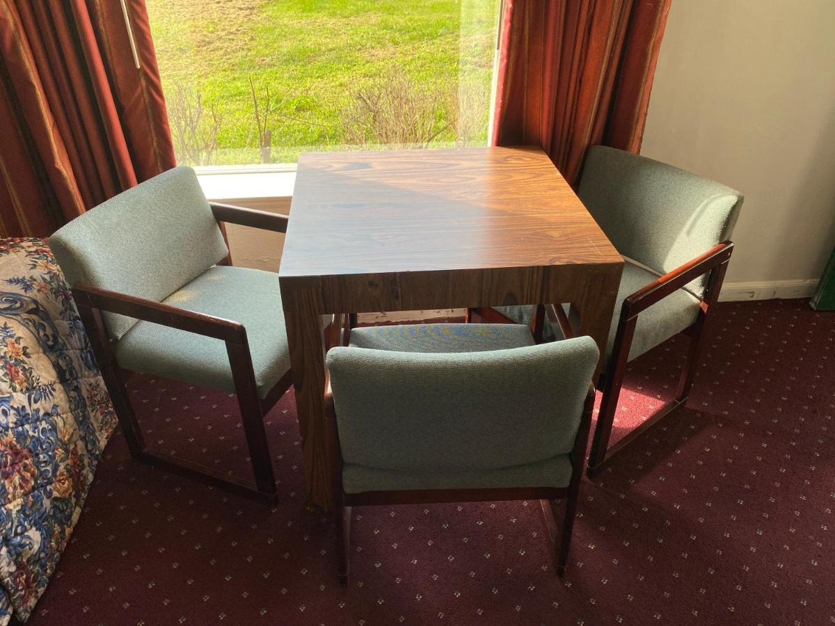 Royal Inn Albany Екстер'єр фото