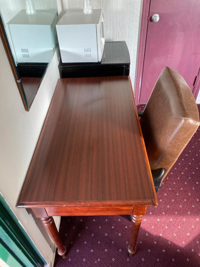 Royal Inn Albany Екстер'єр фото