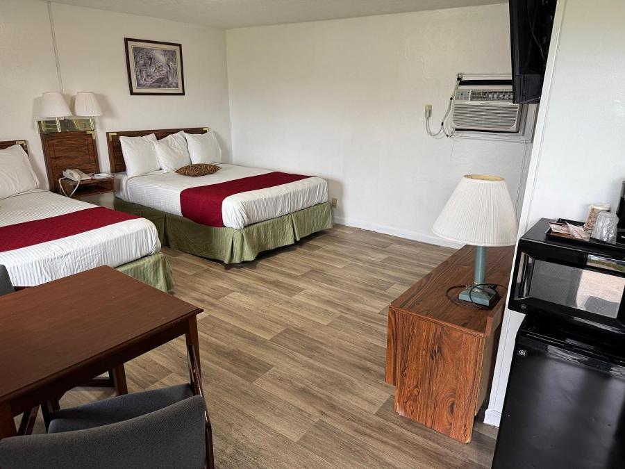 Royal Inn Albany Екстер'єр фото