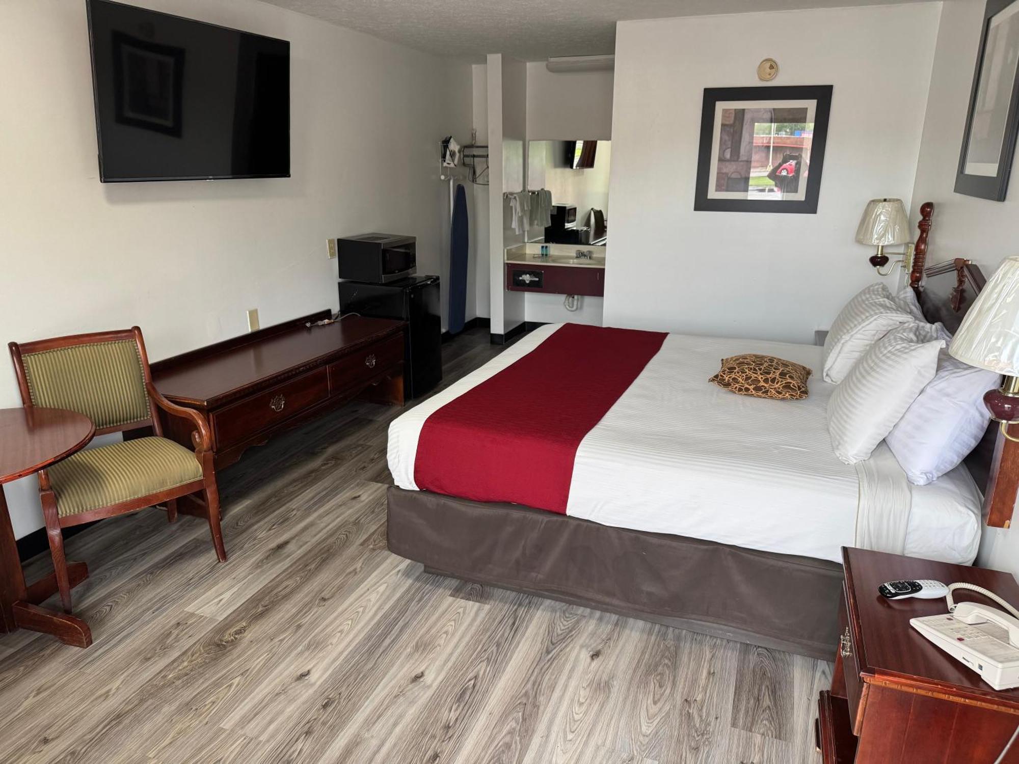 Royal Inn Albany Екстер'єр фото