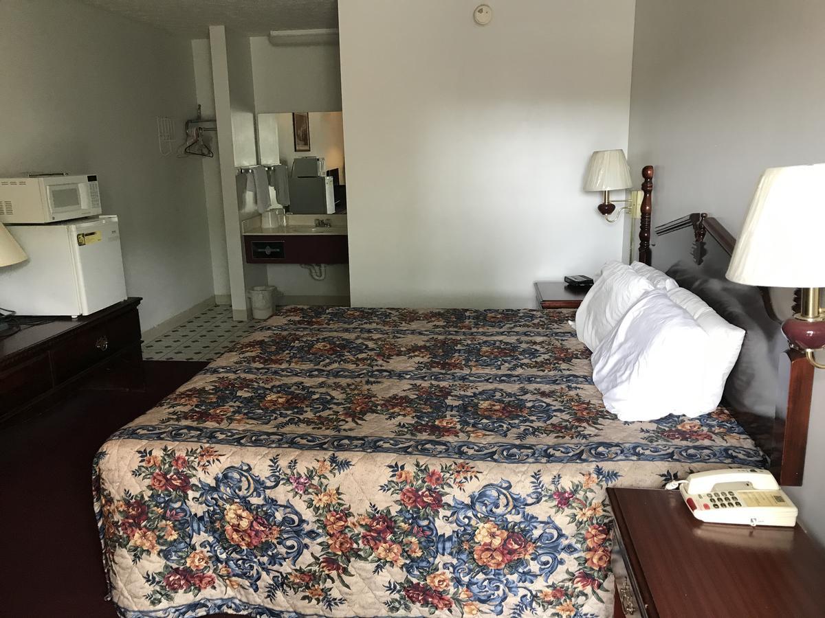 Royal Inn Albany Екстер'єр фото